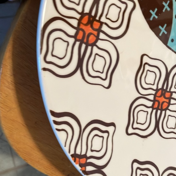 Fun ceramic oversized serving plate with adorable owl n leaf like pattern. Very - Picture 5 of 10